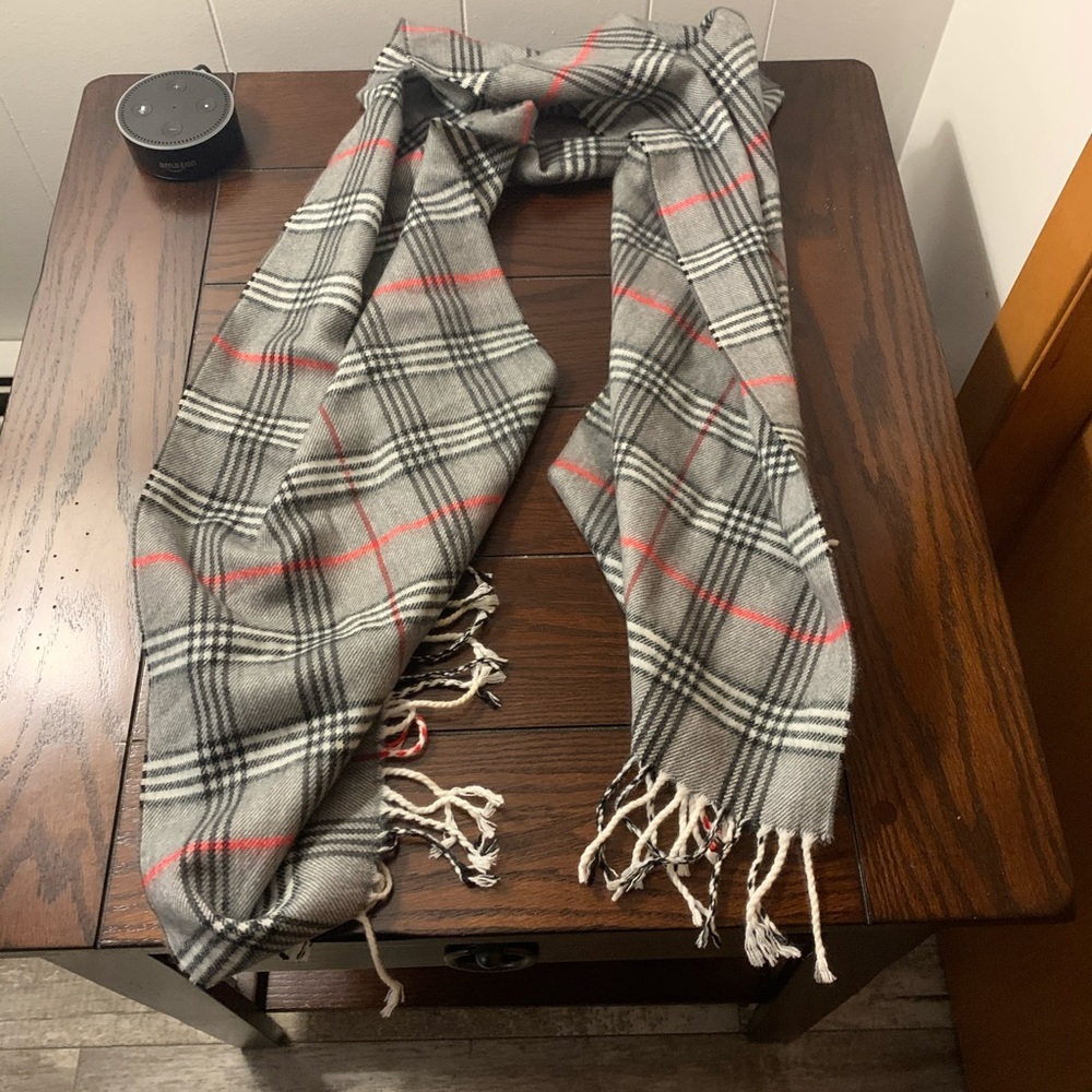 Cashmere scarf